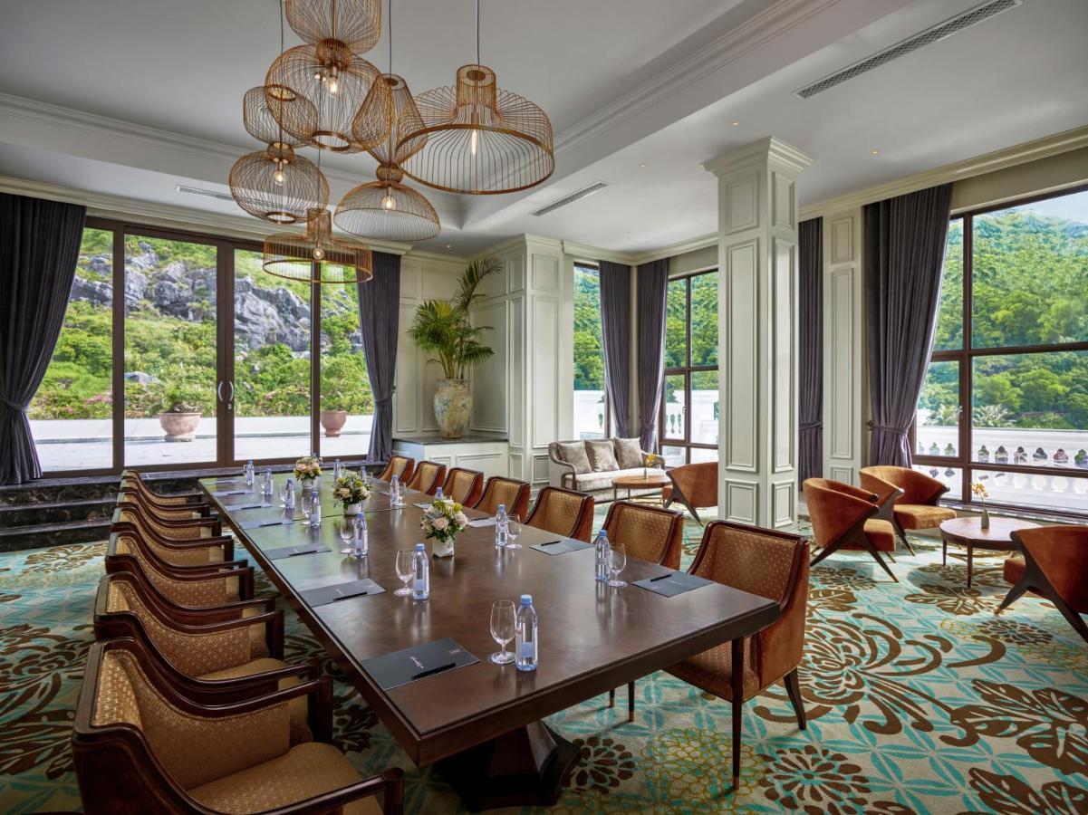 Hotel Perle D'Orient Cat Ba - Mgallery Chan Chau Kültér fotó Meeting room at The Westin Da Lat
