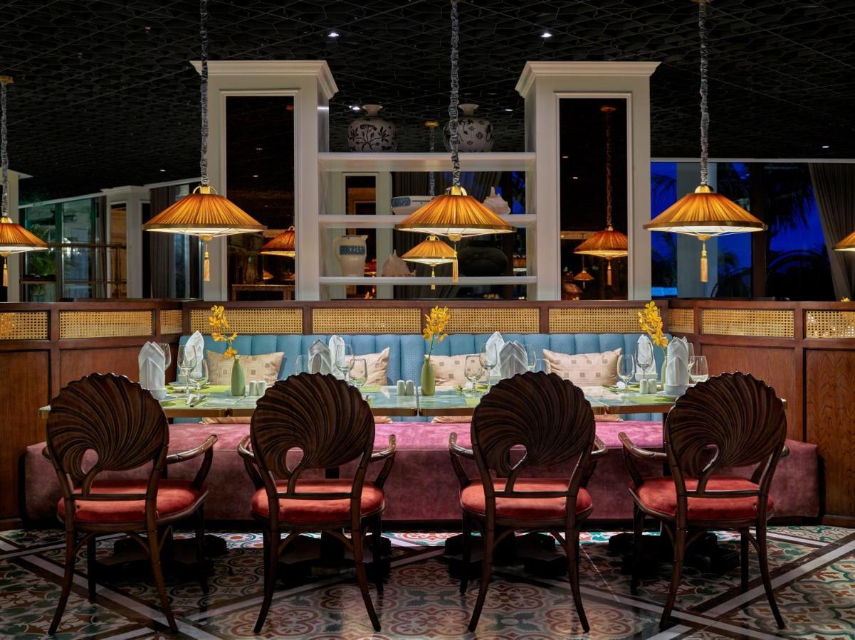 Hotel Perle D'Orient Cat Ba - Mgallery Chan Chau Kültér fotó The interior of the restaurant