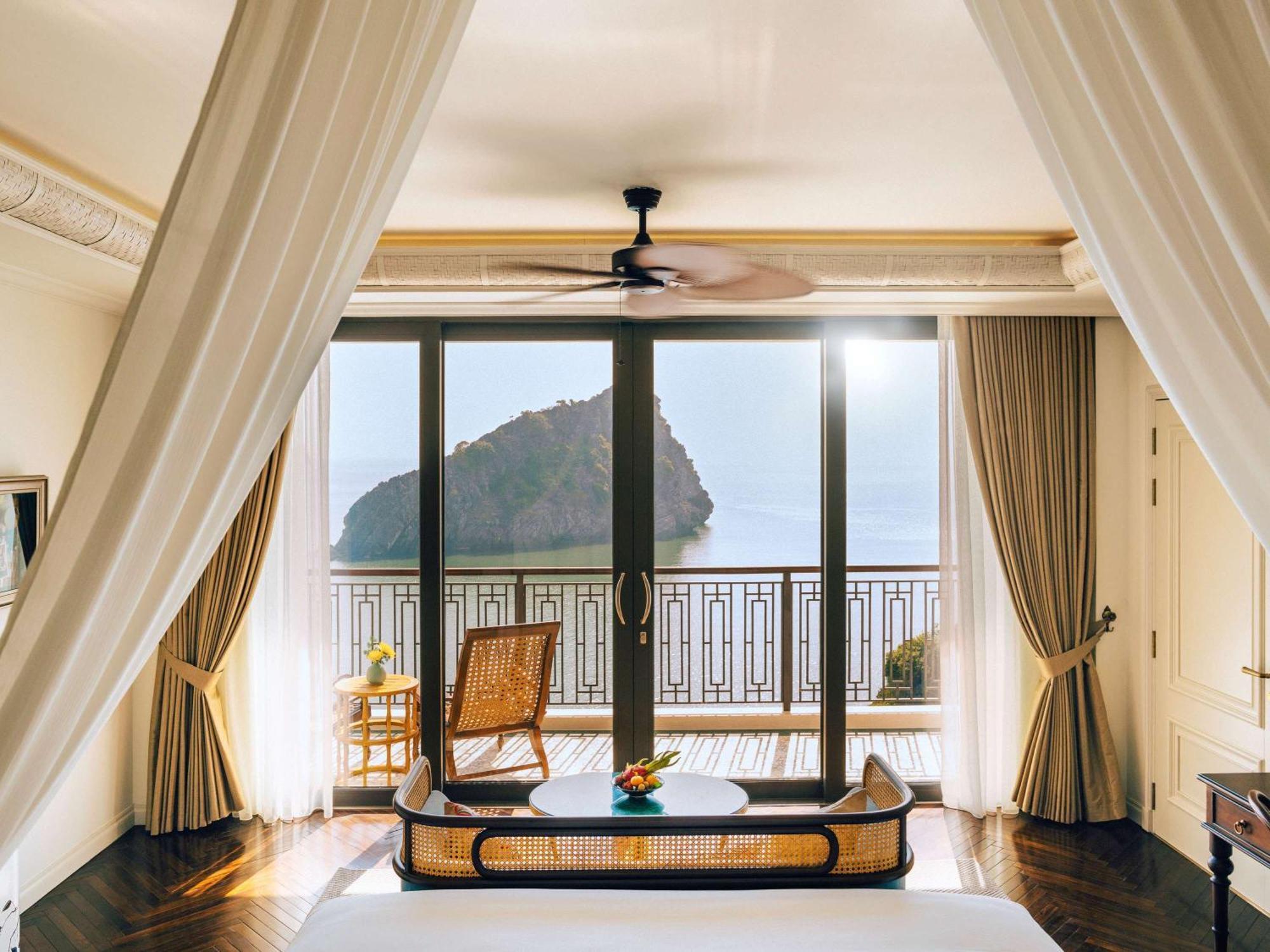 Hotel Perle D'Orient Cat Ba - Mgallery Chan Chau Kültér fotó